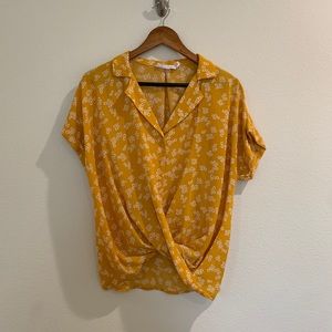 Nordstrom yellow floral twist top